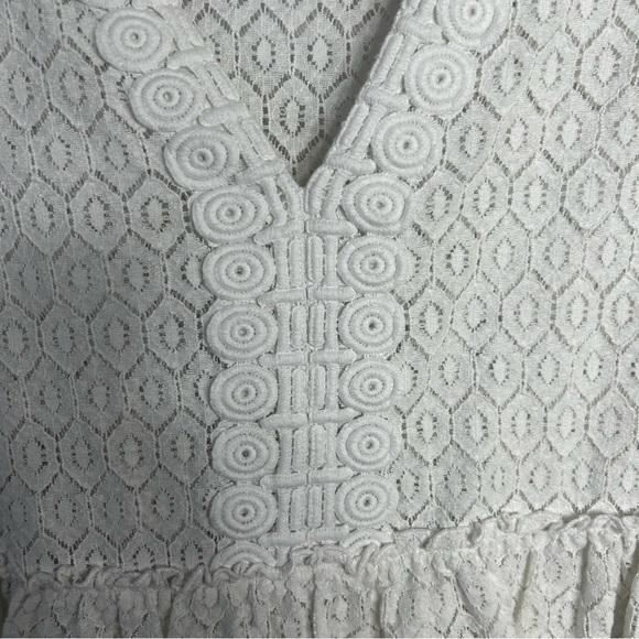 Lilly Pulitzer Inez White Eyelet Lace Diamond Geo Lace Resort Romantic Top Sz S - Picture 7 of 13
